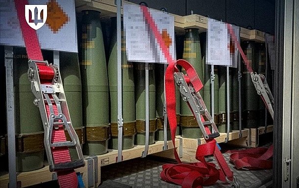 Дания передаст Украине дальнобойные снаряды