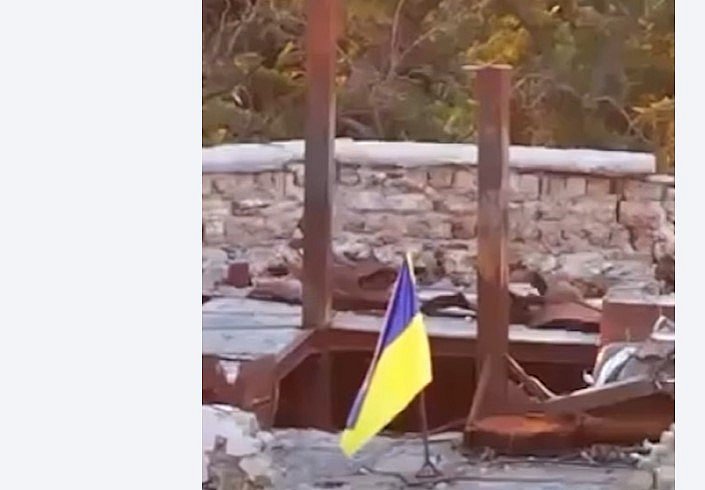 Украинский флаг на Кинбурнской косе: бойцы ВСУ заставили врага отступить (видео)