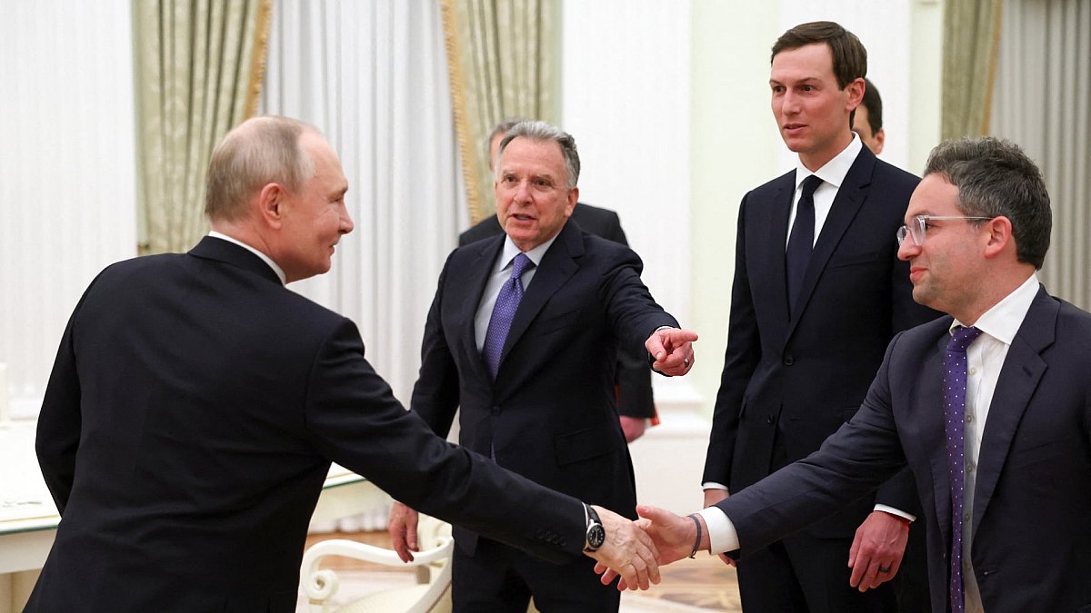 Путин заявил о готовности продолжить переговоры с США