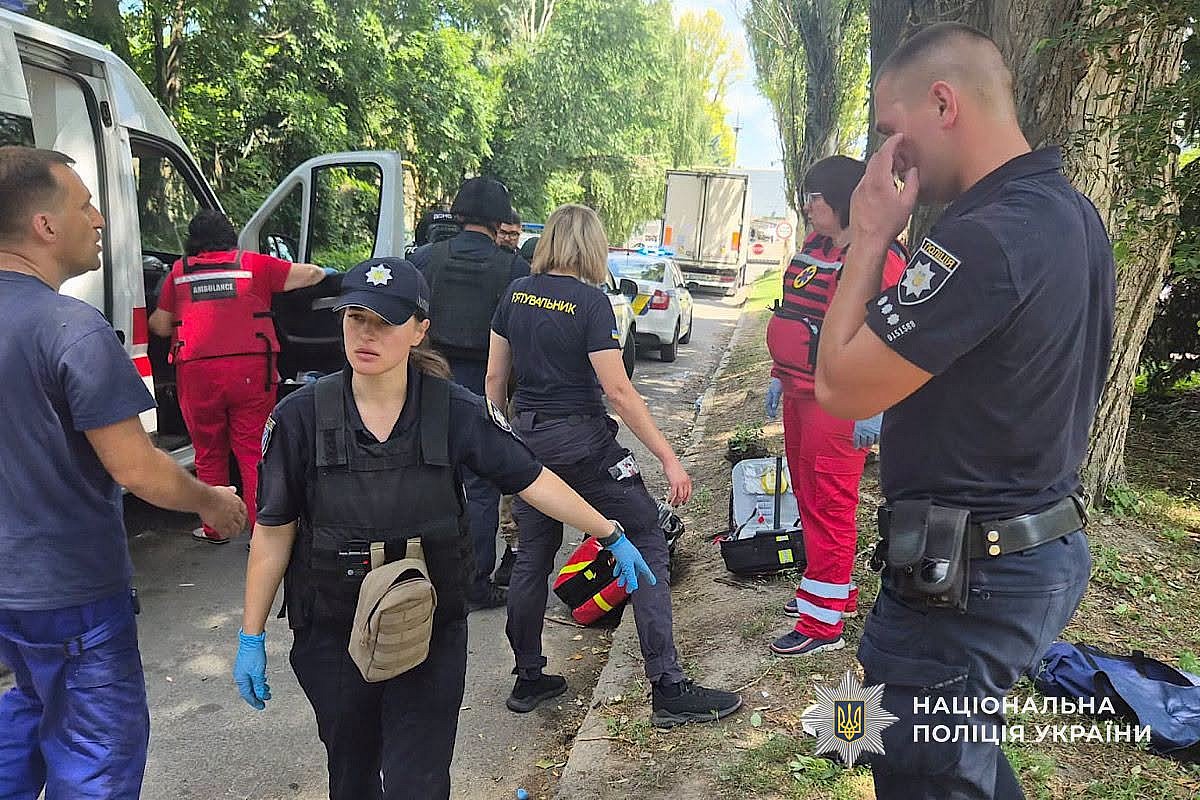 У Дніпрі внаслідок ракетного удару загинули четверо людей, є постраждалі