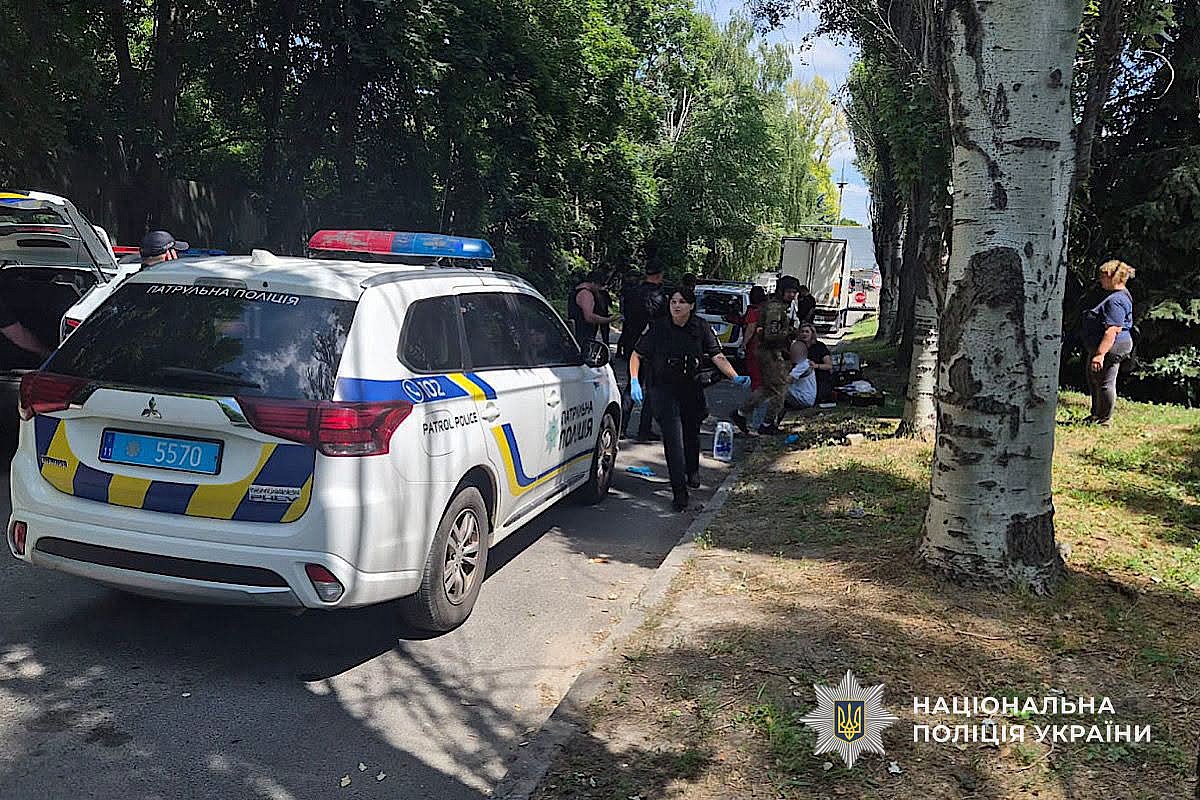 У Дніпрі внаслідок ракетного удару загинули четверо людей, є постраждалі