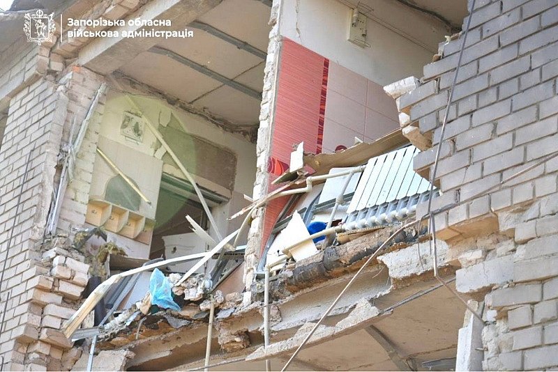 Росія атакувала Запоріжжя авіабомбами: загинули двоє, поранено 15 людей