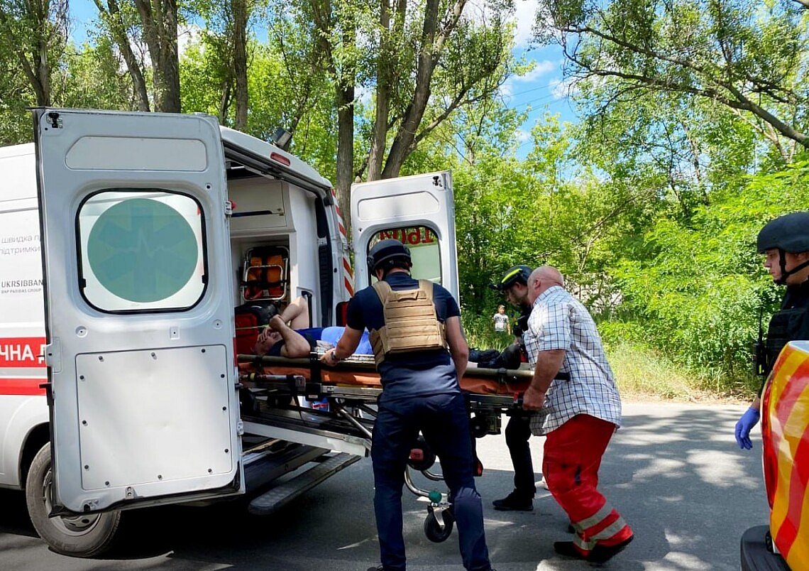 Атака по Херсону: количество пострадавших увеличилось