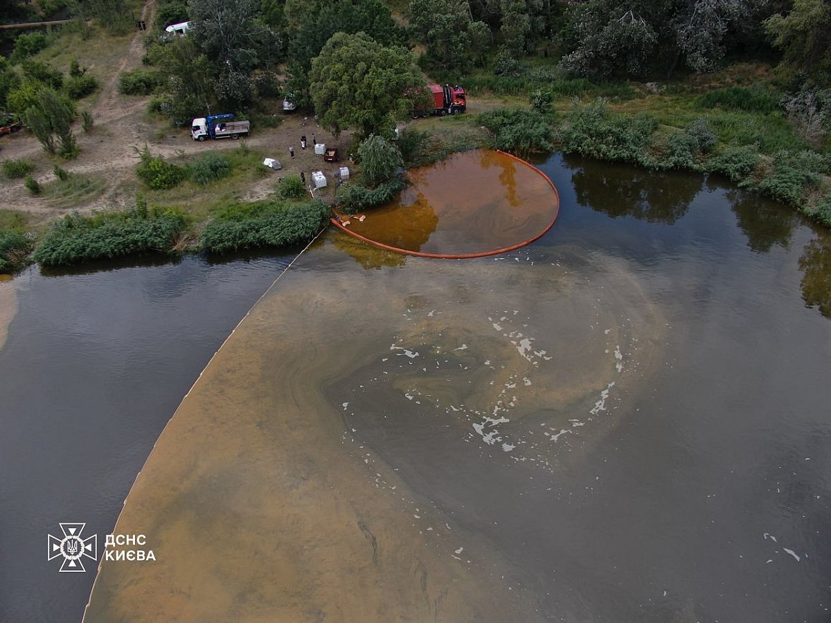 В Киеве из-за обстрелов произошло экологическое бедствие (фото)