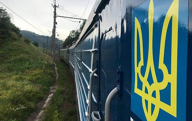 Після нічної атаки РФ на Київщині обмежено рух поїздів, готують обхідні маршрути