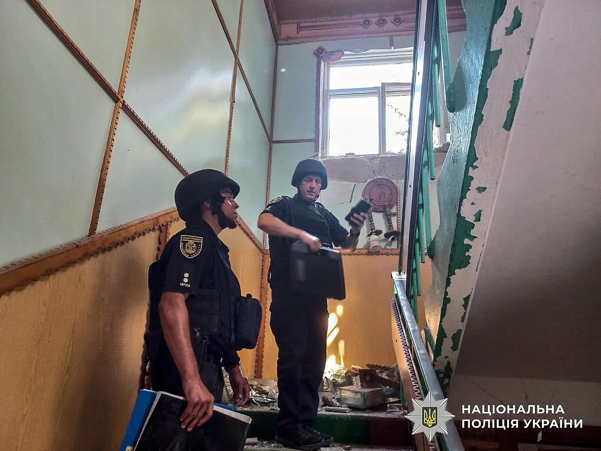 Поліція показала наслідки російських ударів по Миколаївській області (фото)
