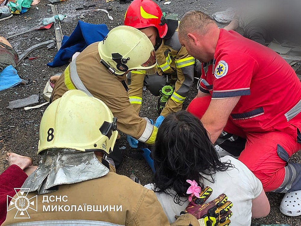 «Не могу поверить, что выжила»: новые подробности ДТП под Николаевом, где погибли 12 человек