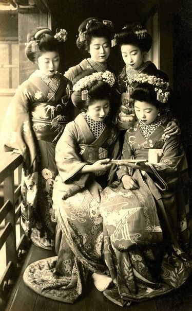 Япония. Гейши. 1890-е. ФОТО