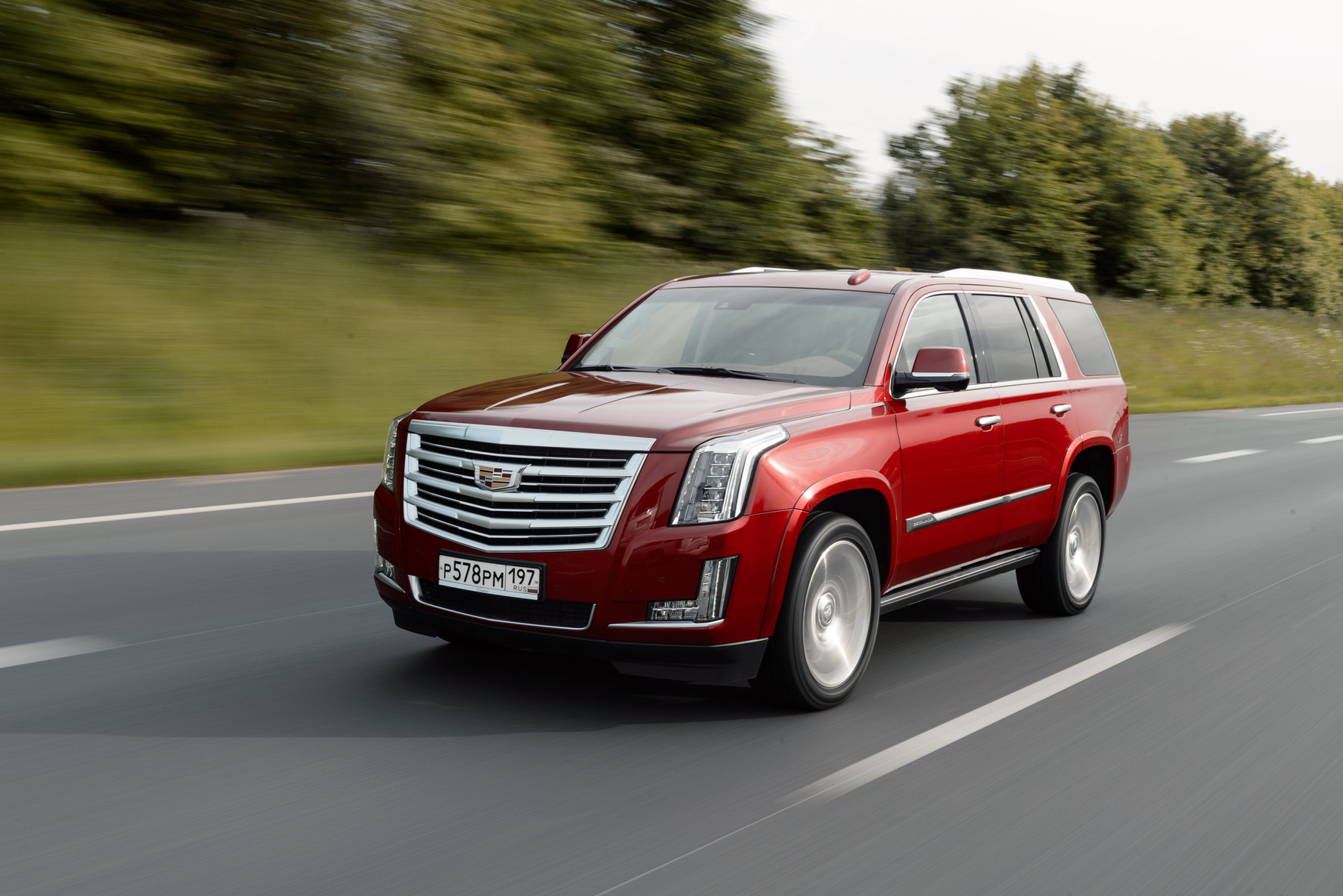 Ав авто беларуси. Cadillac Escalade. Кадиллак Эскалейд красный. Новый Кадиллак Эскалейд красный. Кадиллак Искандер.