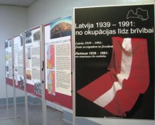 В Латвии депутатов не знающих латышский язык будут лишать мандатов