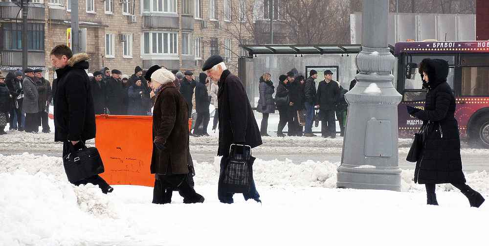 Москву засыпало снегом: репортаж с городских улиц. ФОТО