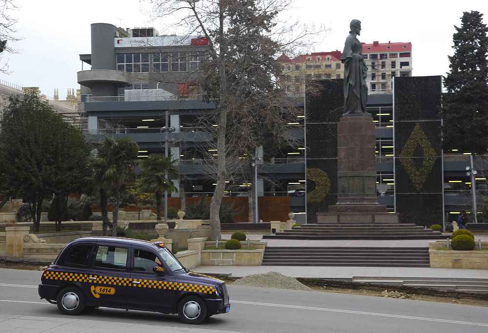 Путешествие в Азербайджан: \"страну огня\", черного золота и кебаба. ФОТО