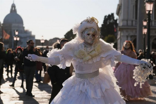 Венецианский карнавал 2022 