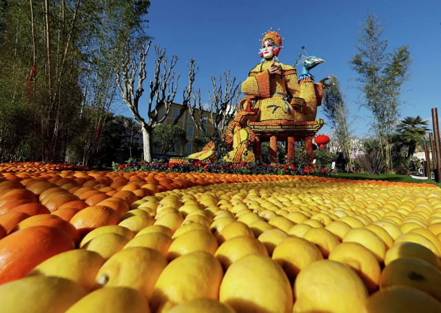 Лимонный фестиваль в городе Ментона