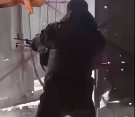 Кадыровские тиктокеры устроили перестрелку с пустым гаражом и похвастались видео