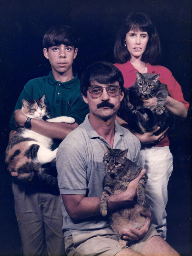Забавные и неуклюжие семейные фотографии 1980-х годов