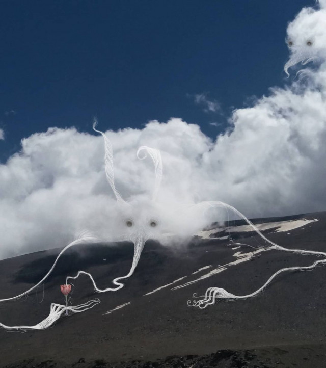 Призрачные облака в фотоманипуляциях Ворхи Санчес (фото)