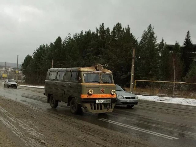 Причудливый тюнинг самого легендарного внедорожника (фото)