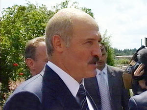 Александр Лукашенко написал письмо поддержки Юрию Лужкову