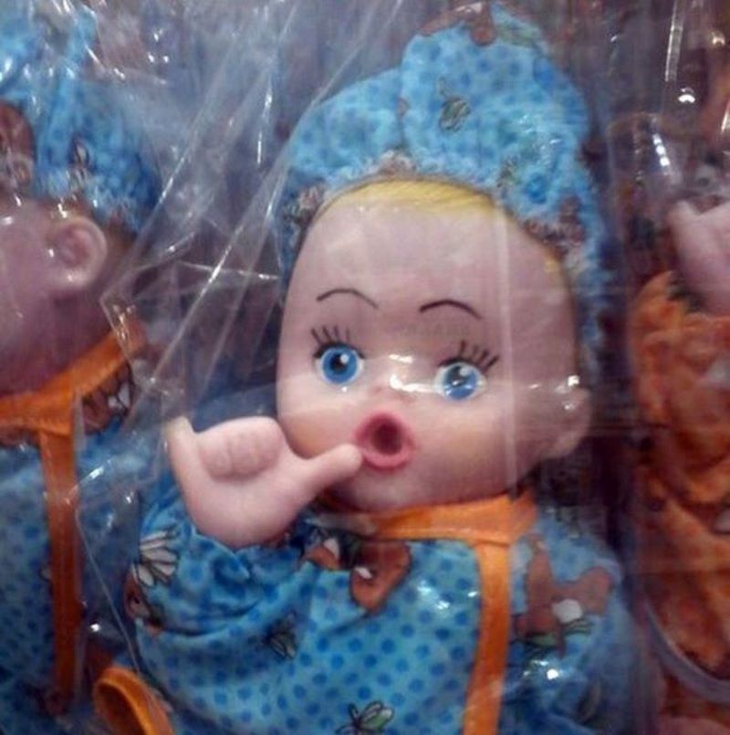Странные игрушки, которые своим видом могут до смерти напугать детей