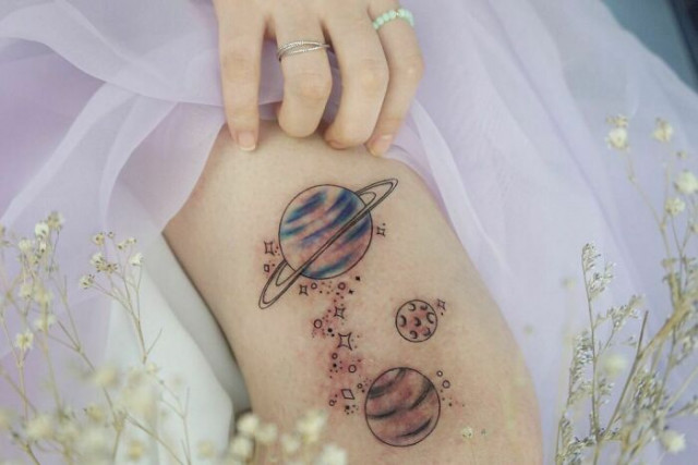 Креативные татуировки, превращающие изъяны кожи в элемент дизайна  (фото)