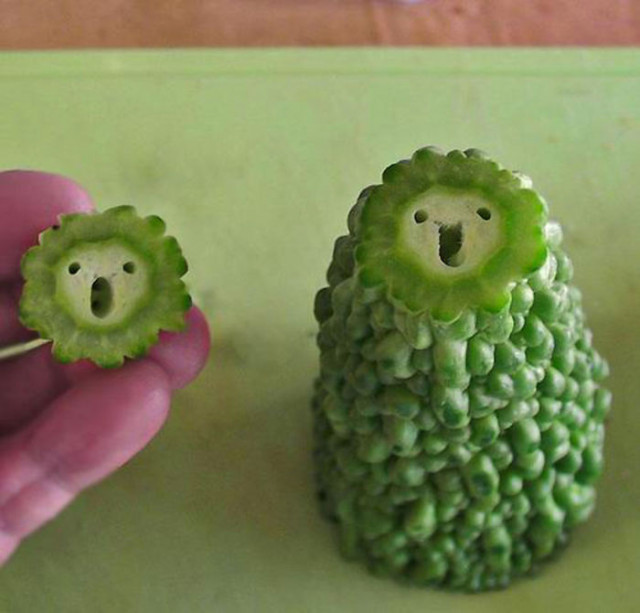 Овощи и фрукты необычной формы, которые похожи на что-то другое (фото)