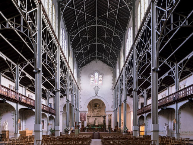 Интерьеры современных церквей в фотографиях Тибо Пуарье
