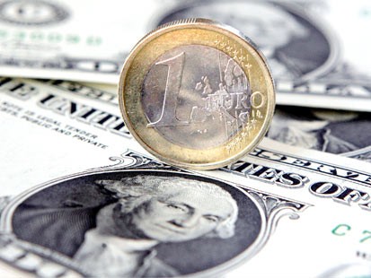 Межбанковский доллар начал неделю без происшествий