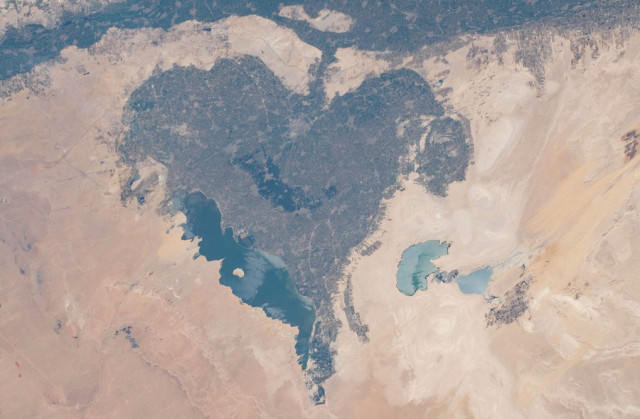 Красота Земли в фотографиях, сделанных с орбиты (фото)