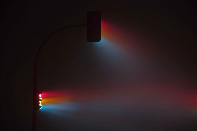 Ночные светофоры, сфотографированные на длинной выдержке (фото)