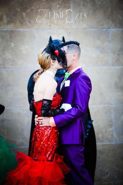 Свадьба в стиле супергероев (13 фото)