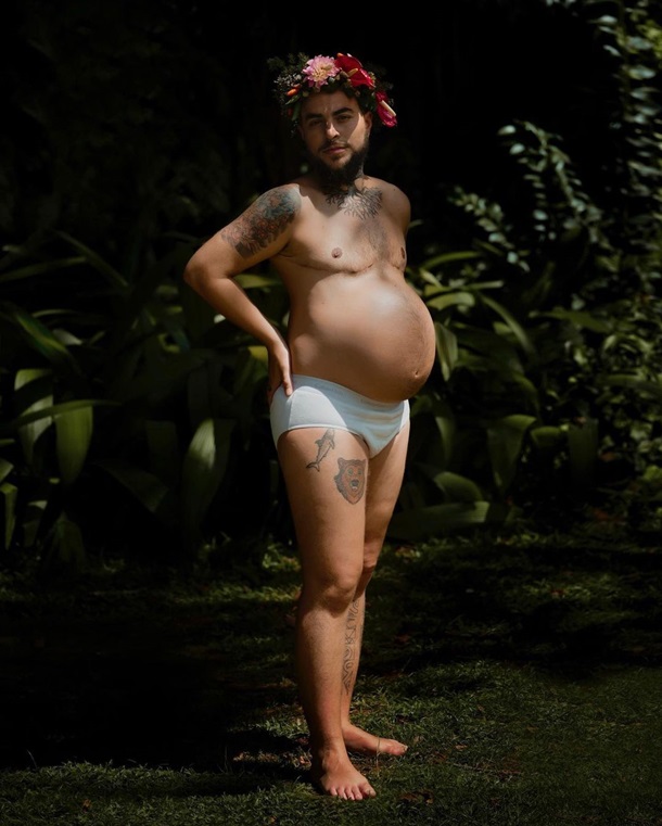 Беременный мужчина стал героем рекламной кампании Calvin Klein (ФОТО)