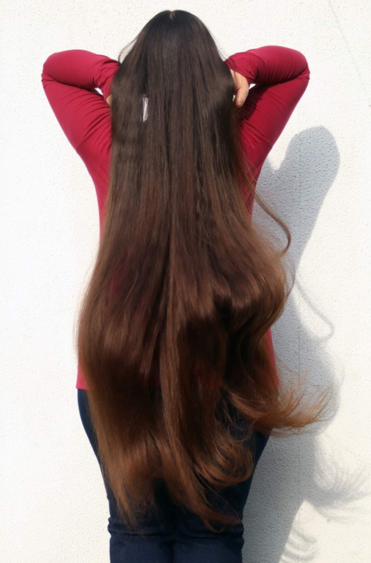 17 девушек с роскошными волосами, глядя на которых хочешь поскорее отрастить косу до пят