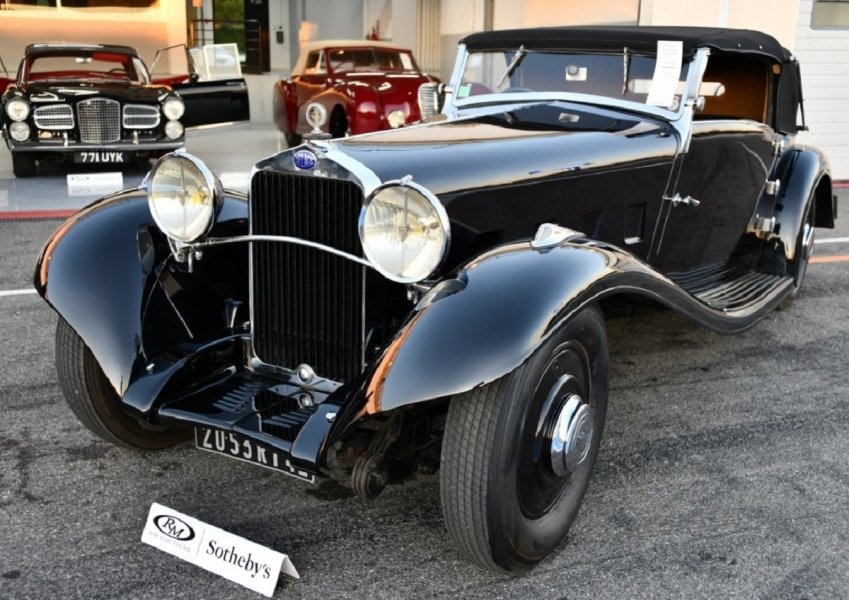 Коллекцию ретро-автомобилей продали на аукционе Sotheby’s: все лоты стоят 40 млн. Фото