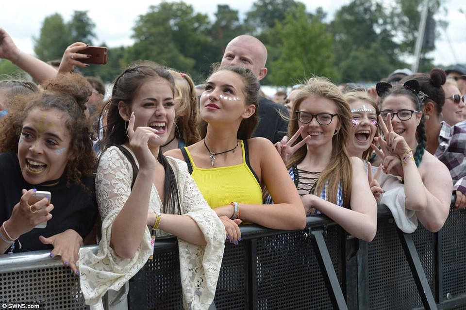 Как прошел музыкальный V Festival в Великобритании