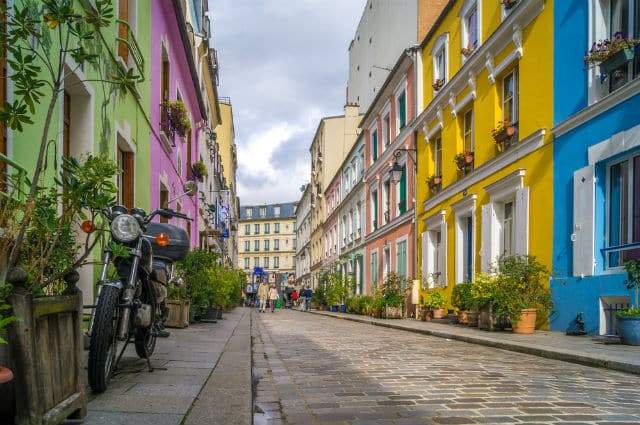 Виртуальная прогулка по парижской улочке Кремье. Фото