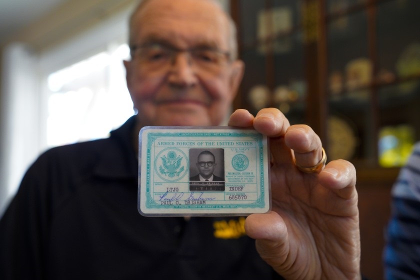 Американцу вернули кошелек, потерянный в Антарктиде 53 года назад