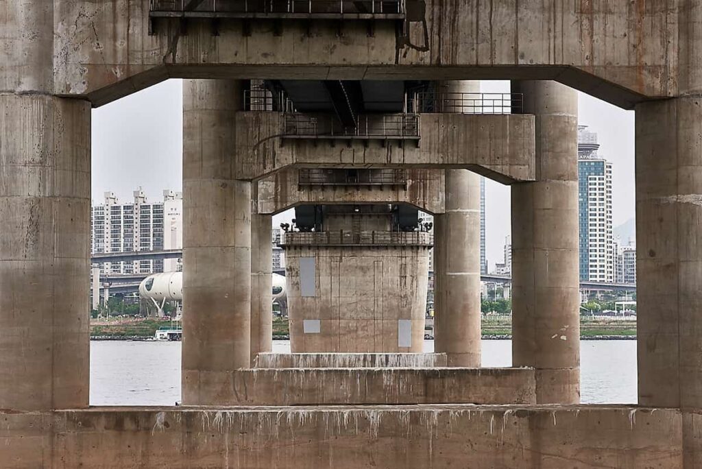 Фотограф показал красоту мостов Сеула. Фото