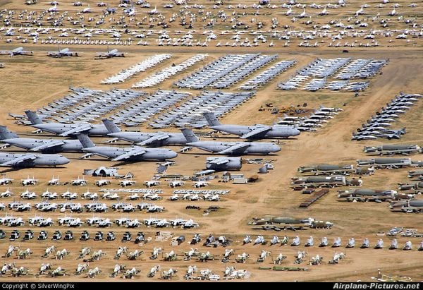 Так выглядит самое большое в мире кладбище самолетов. Фото