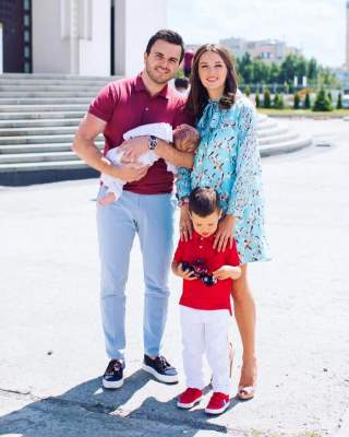 Известный украинский ведущий поделился милым семейным фото