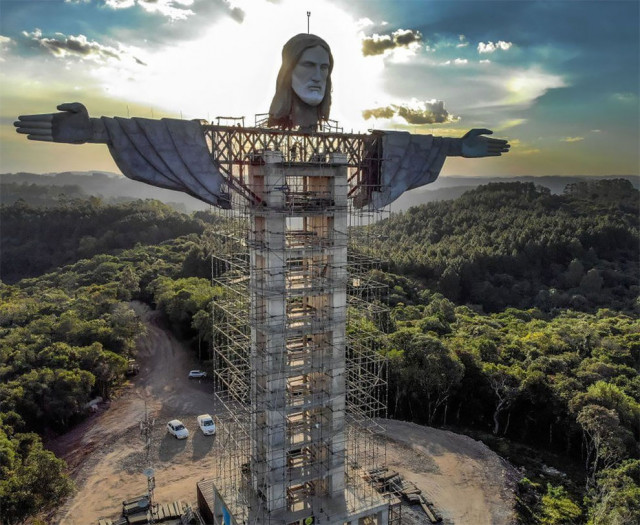 У Бразилії будують нову статую Ісуса, яка буде вищою за статую Христа-Спасителя