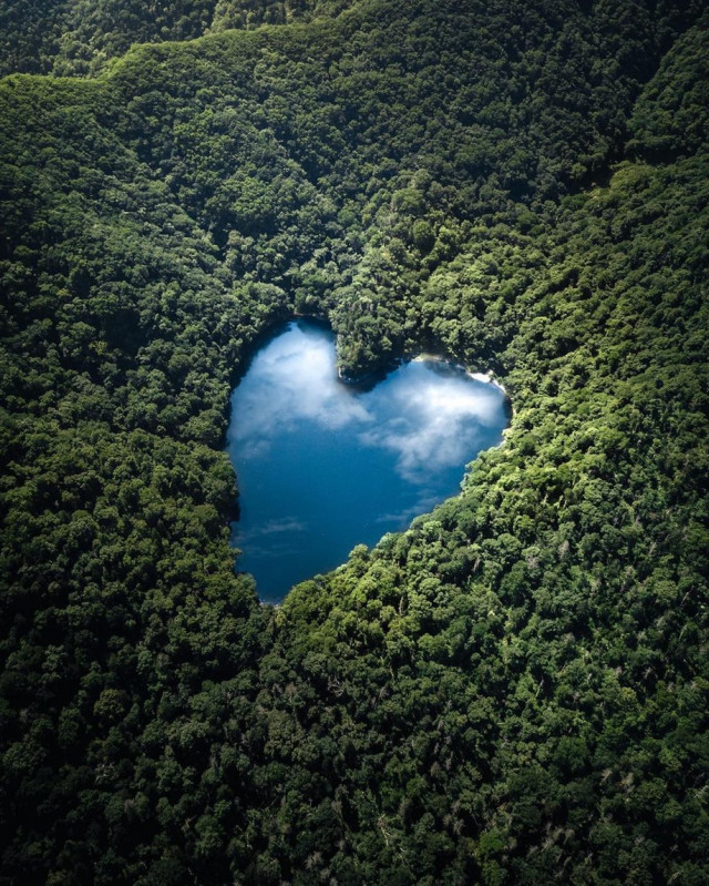 Фотограф подорожує Азією, зображуючи красиві візерунки повсякденного життя (фото)