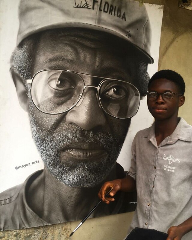 Реалистичные угольные портреты нигерийского художника (фото)