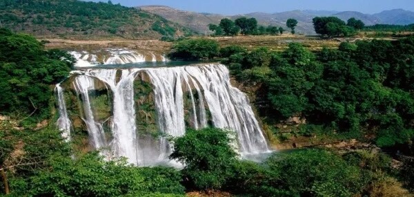 Топ-10 самых красивых и самых больших водопадов в мире 