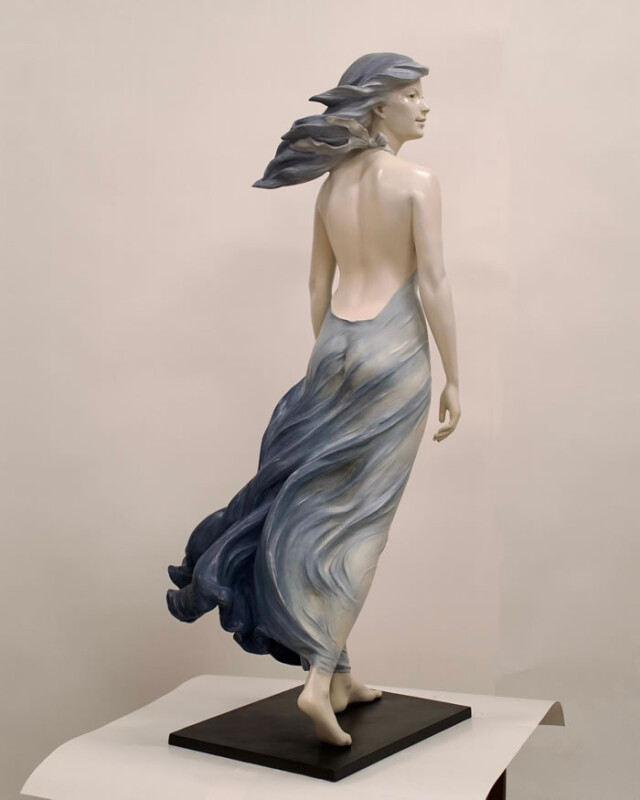 Китайская художница создаёт прекрасные скульптуры женщин, которые, кажется, вот-вот оживут