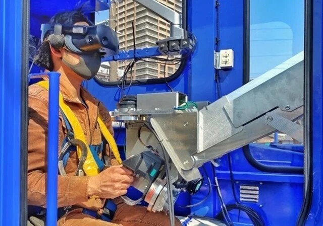 В сети показали как японская робототехническая компания создаёт человекообразную тяжёлую технику