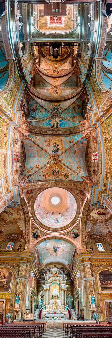 Приголомшливі вертикальні панорами церков Річарда Сільвера