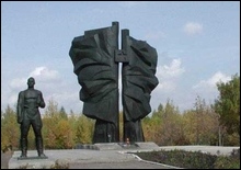 Львовский горсовет поддержал заявление о демонтаже советских памятников
