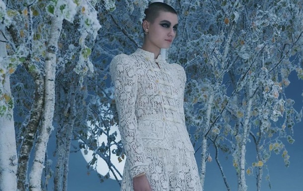 Dior попал в скандал из-за  русских мотивов  в рекламе