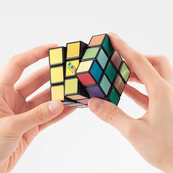 Невозможный кубик Рубика, который может взорвать мозг (3 фото + видео)